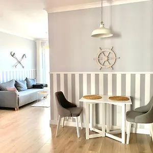 Apartament Mieszkanie W Marynarskim Stylu 700m Od Morza, Kołobrzeg